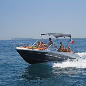 Cap Camarat 650