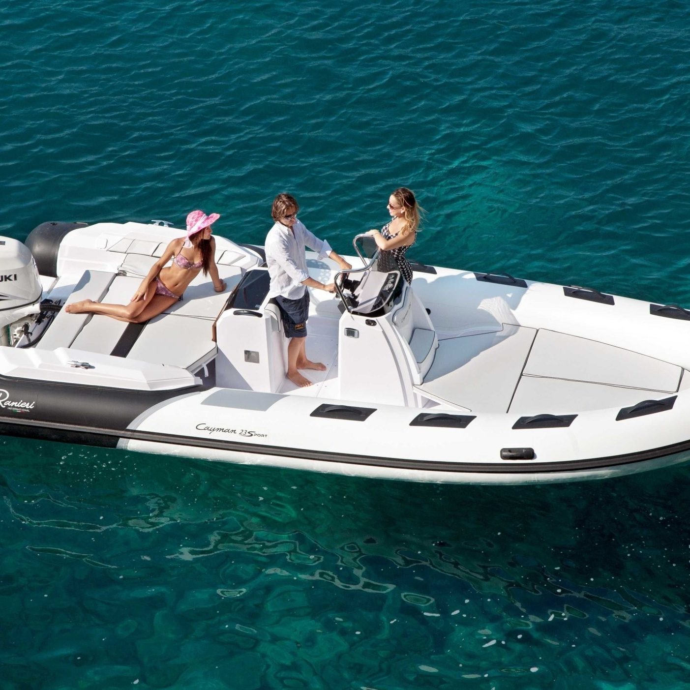 bateau-ranieri-cayman-23-sport-Cannes-Mandelieu-BoatEvasion
