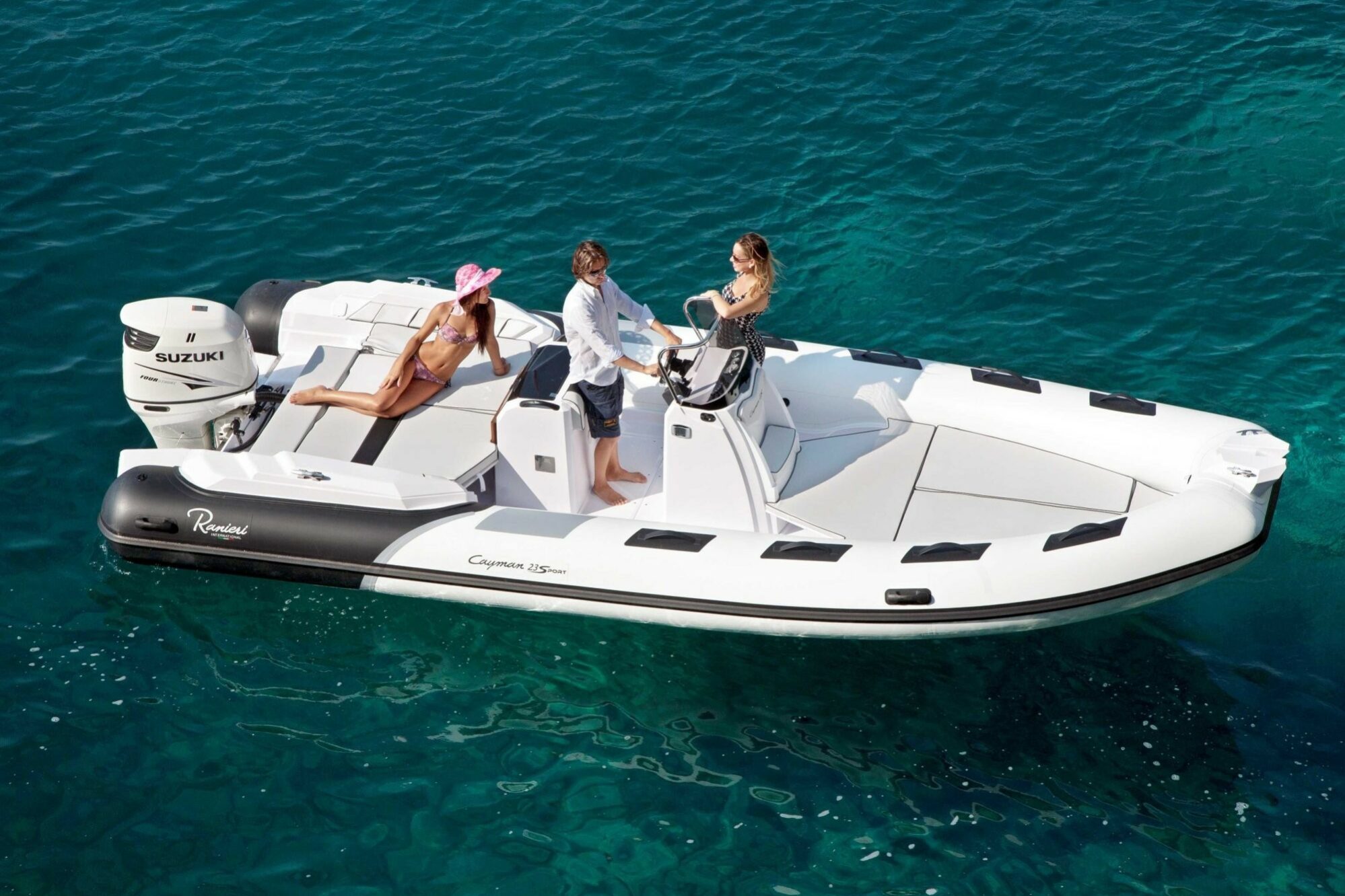 bateau-ranieri-cayman-23-sport-Cannes-Mandelieu-BoatEvasion bateau-ranieri-cayman-23-sport-Cannes-Mandelieu-BoatEvasion
