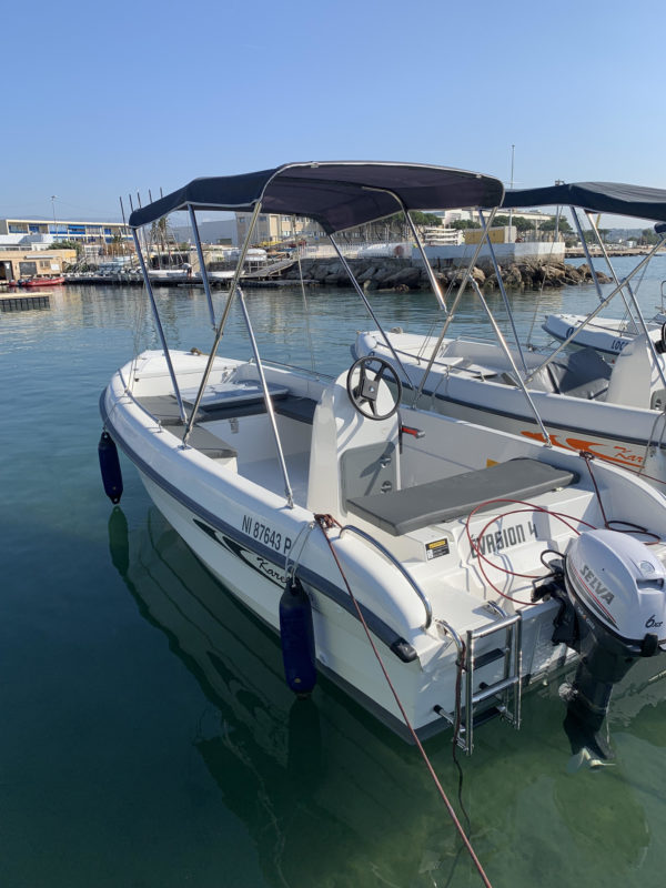 bateau-sans-permis-seul-BoatEvasion-Contact-Cannes-Mandelieu